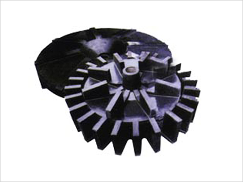 Grinding machine rubber lining